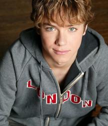 Jeremy Sumpter 5b50037989024.jpg