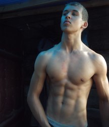 Cute boys 6 58b4c60765f6a.jpg