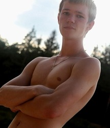 Cute boys 8 58b60f7f42a3a.jpg
