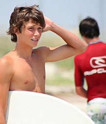 Cute boys 8 58b60f81085df.jpg