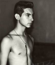 Hot boy 3 58b8238ad1eee.jpg