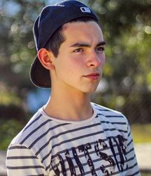 Hot boy 3 58b8239e370b4.jpg