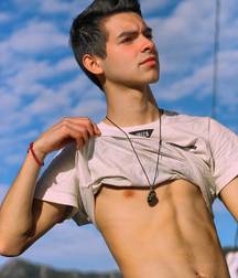 Hot boy 3 58b823a067b1c.jpg