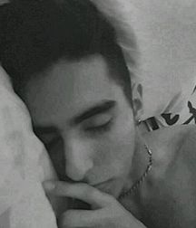 Hot boy 4 58b825c7554de.jpg