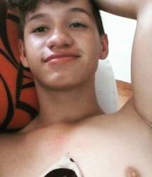 Hot boy 5 58b8439cdf345.jpg