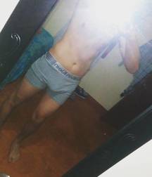 Hot boy 5 58b8439f7ad24.jpg