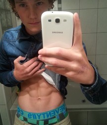 Cute boys 12 58b9c9e79a35e.jpg