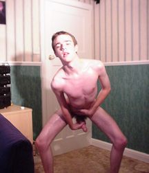 Hot boy 6 58c1db28a9b90.jpg