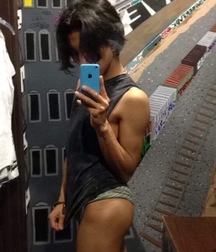 Hot boy 9 58d002a3a4f9c.jpg