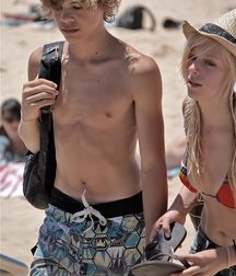 Cute boys 16 59db819e1aea4.jpg