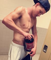 Hot boy 10 5a63a47672496.jpg