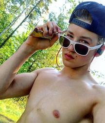 Hot boy 10 5a63a48470863.jpg
