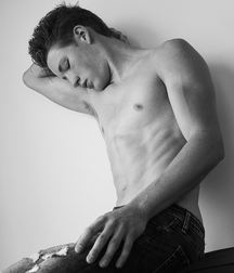 Hot boy 10 5a63a496d9fa1.jpg