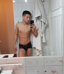 Hot boy 11 5a6f9f7f6c0a1.jpg