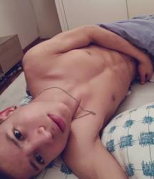 Hot boy 11 5a6f9f91c440c.jpg