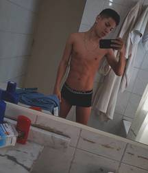 Hot boy 11 5a6f9f96b4180.jpg
