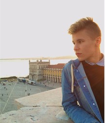 Hot IG Boy 1 5a71cac98763d.jpg