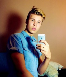 Hot IG Boy 1 5a71caca81304.jpg