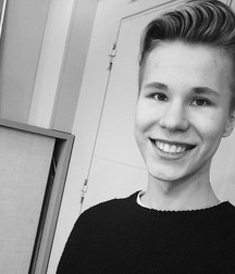 Hot IG Boy 1 5a71cacb758f1.jpg