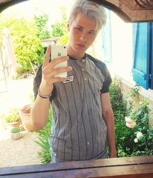 Hot IG Boy 1 5a71cace6de42.jpg