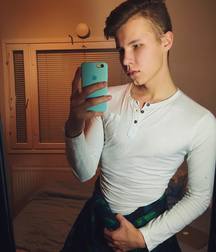 Hot IG Boy 1 5a71cad56fe55.jpg