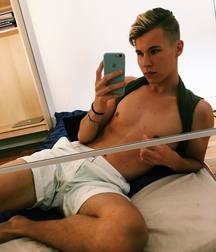 Hot IG Boy 1 5a71cae2b3ae1.jpg
