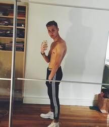 Hot IG Boy 1 5a71cae90d3e5.jpg