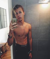 Hot IG Boy 1 5a71caf315268.jpg