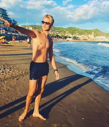 Hot IG Boy 1 5a71caf978e7a.jpg