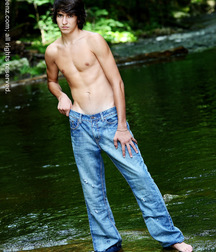 Stephen set 1 5dbde8b28c98e.jpg