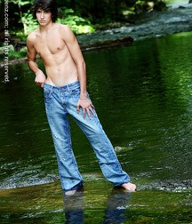Stephen set 1 5dbde8b9899e0.jpg