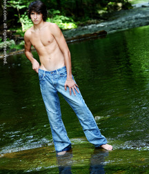 Stephen set 1 5dbde8c068134.jpg