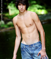 Stephen set 1 5dbde8dc52ca5.jpg