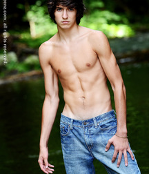 Stephen set 1 5dbde8e980eb6.jpg