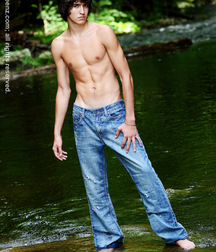 Stephen set 1 5dbde8fe01496.jpg