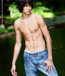 Stephen set 1 5dbde90452490.jpg