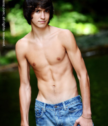 Stephen set 1 5dbde92765ff7.jpg
