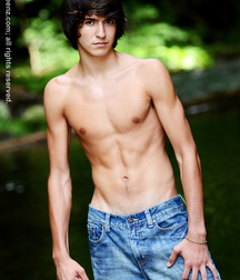 Stephen set 1 5dbde93c4cc0f.jpg