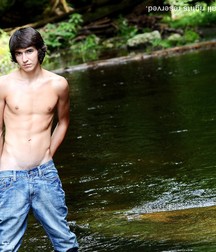 Stephen set 1 5dbde95fc19d3.jpg