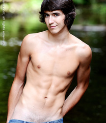 Stephen set 1 5dbde982aae6f.jpg