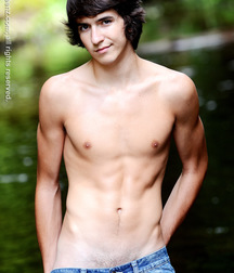 Stephen set 1 5dbde98f3de4c.jpg