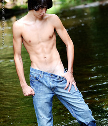 Stephen set 1 5dbde9b685b63.jpg