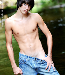 Stephen set 1 5dbde9ed5cfac.jpg