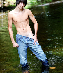 Stephen set 1 5dbde9f4eb147.jpg