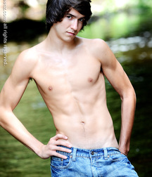 Stephen set 1 5dbdea34d4bae.jpg