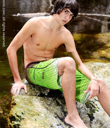Stephen set 2 5dbded57d8b81.jpg
