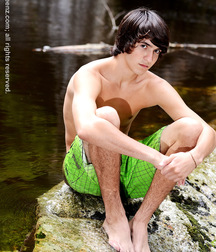 Stephen set 2 5dbded6b071ad.jpg