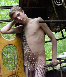 Wild boy Gosha 581f6f54daa0f.jpg