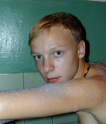 Un ange dans son bain 58d954406f7c0.jpg