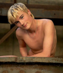 Lesha naked in a steel. 59f9ffbb4fd36.jpg